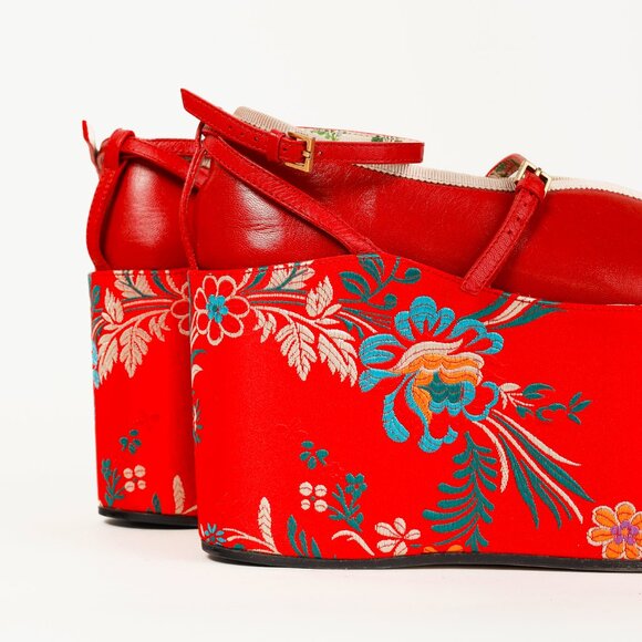 Gucci Hibiscus Red Malaga Kid Silk Hannelore Detachable Platform Slide - Picture 10 of 13